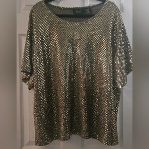 NWOT Kathy Lee Woman Metallic Light Catching Top